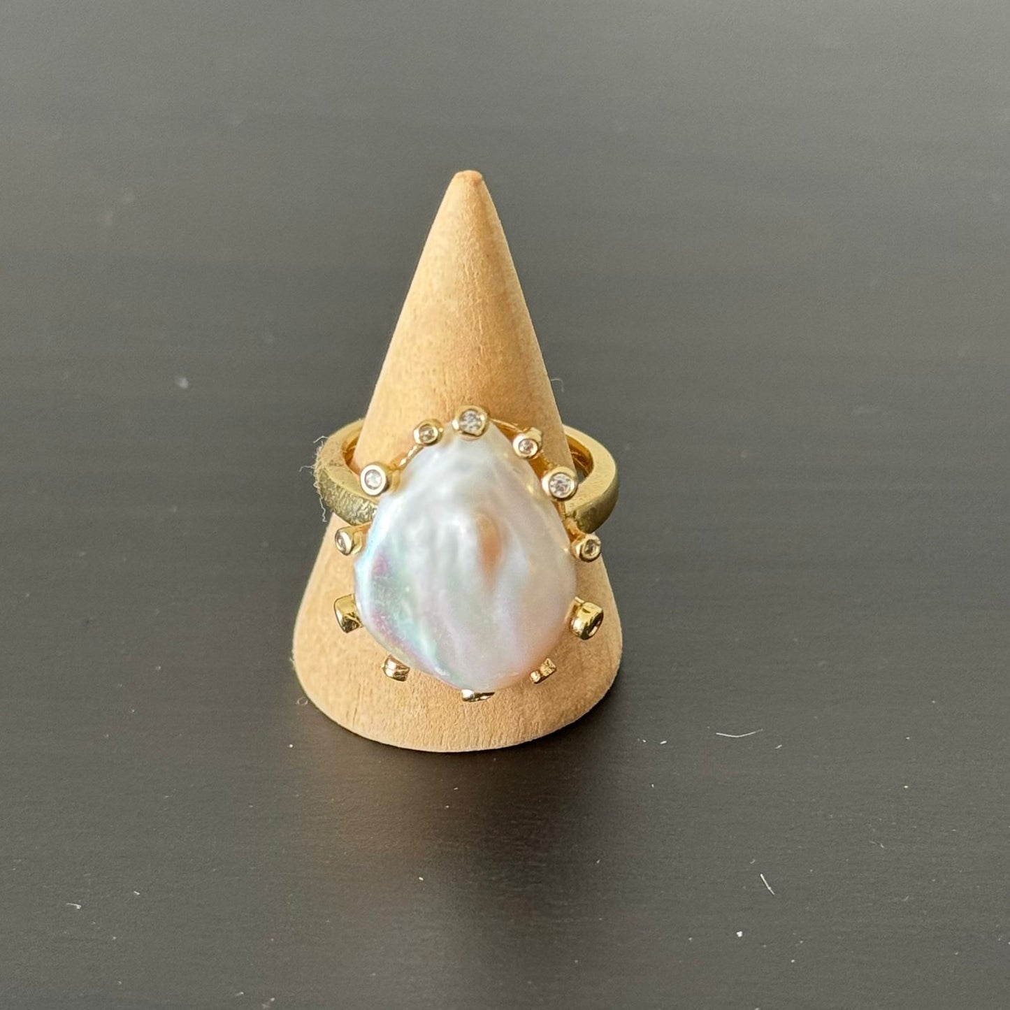 estones esr168 cz paved baroque pearl ring