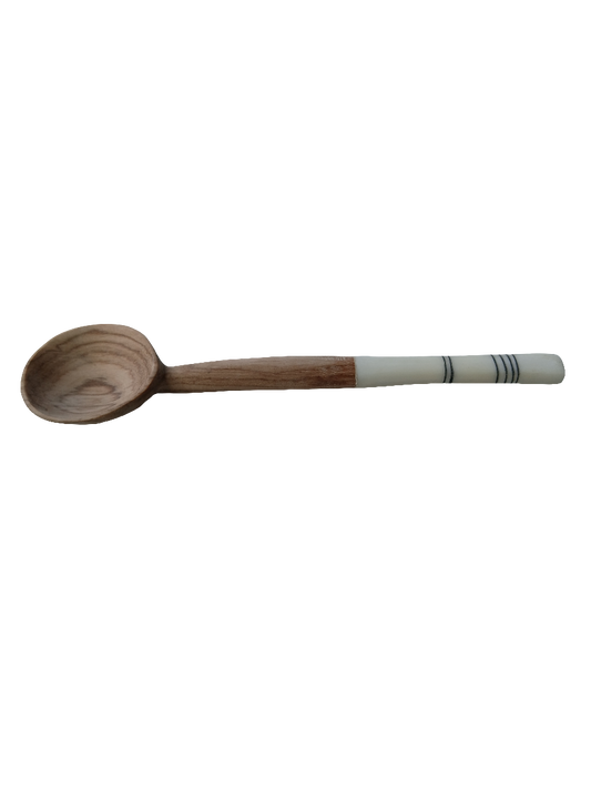 isa small spoon bone