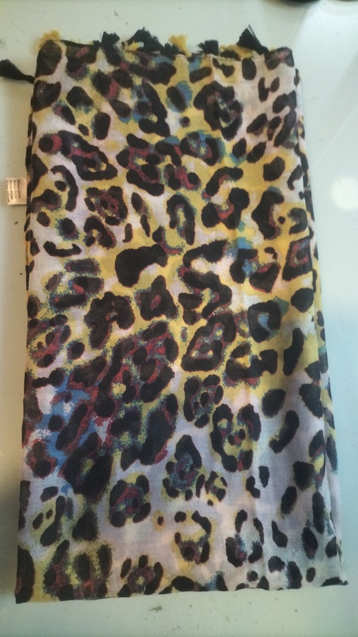 Jaguar print scarf with yellow/red marks