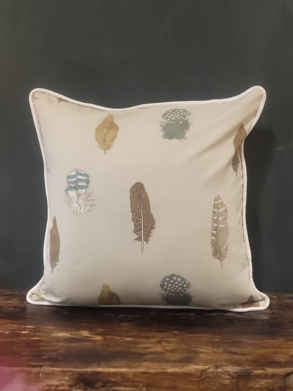 BR CUSHION COVERS (45CM*45CM)