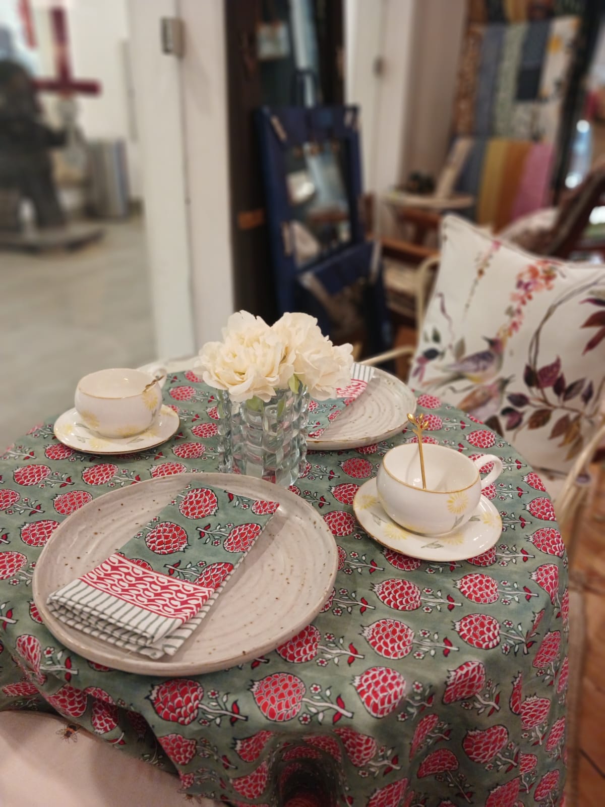 Br Marigold table cloth 140cm*140cm