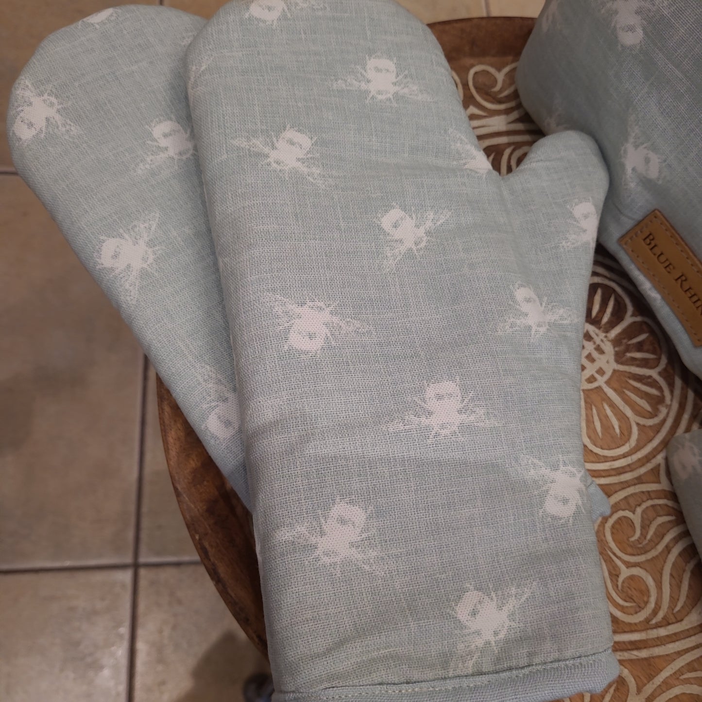 BR BEE PRINT OVEN MITT