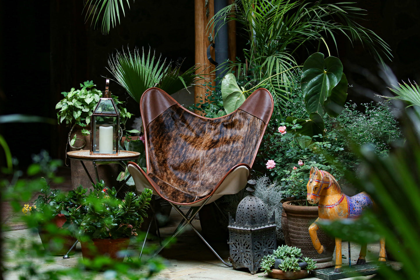 BR Cowhide Sling Chair