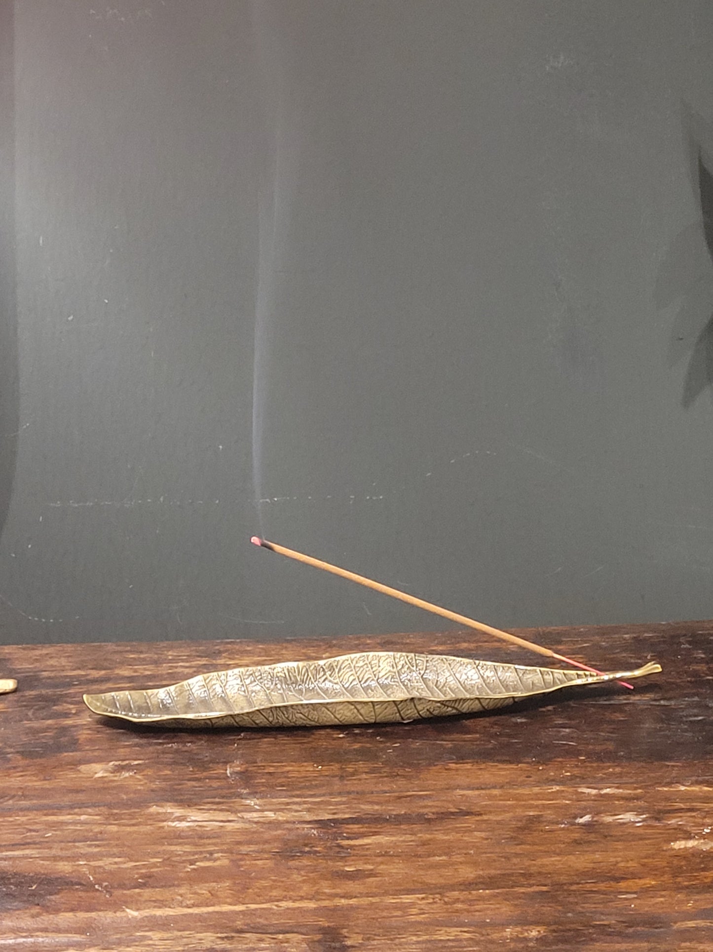 Leaf Incense Holder