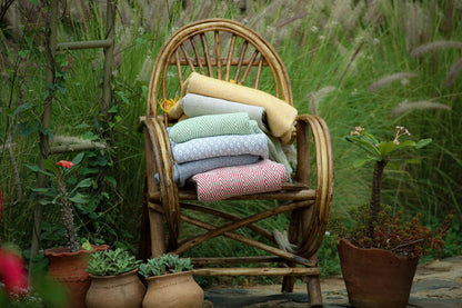 NATURAL COTTON TWO TONE YELLOW THROW