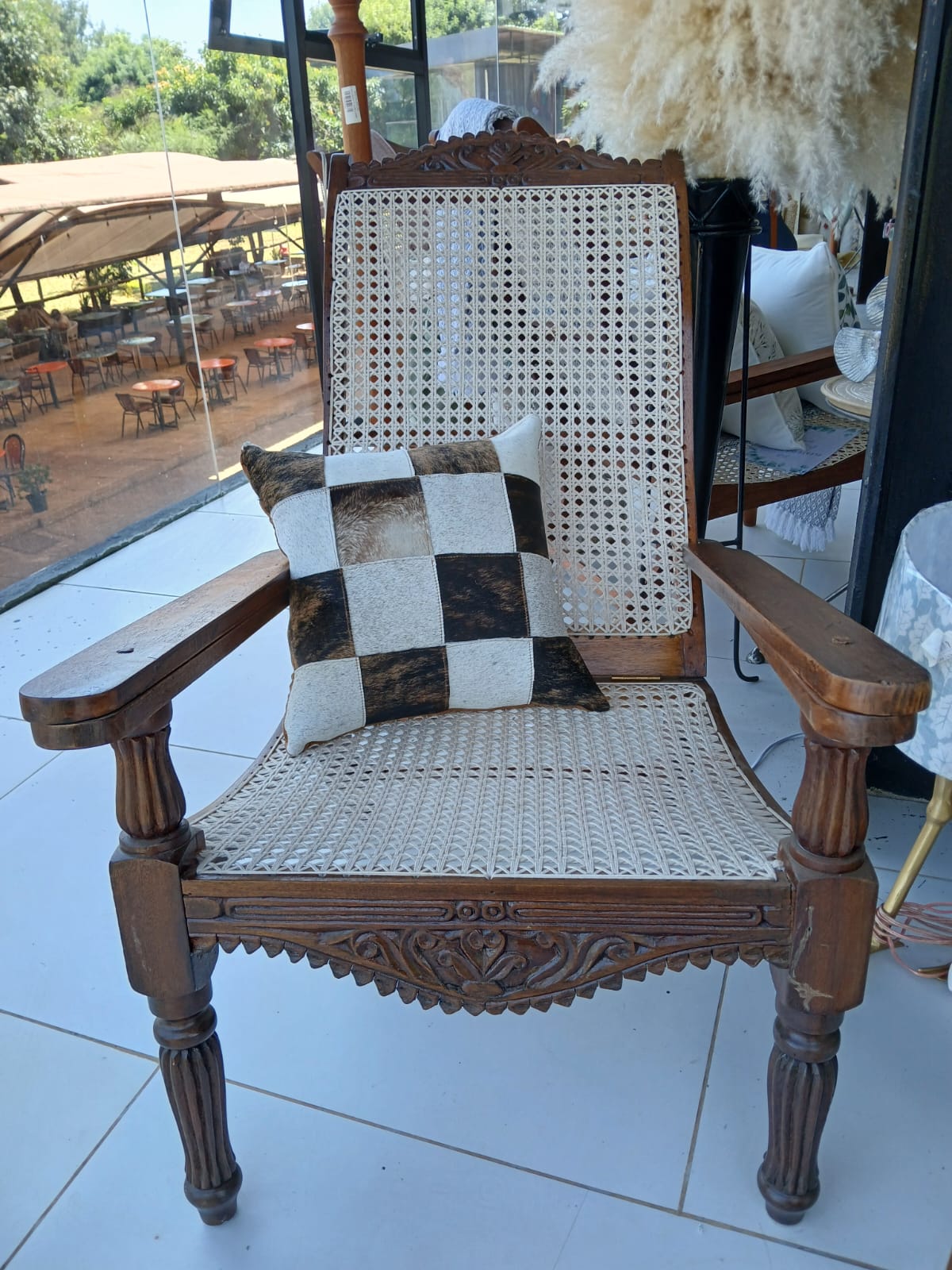 BR LAMU CHAIR CARVED