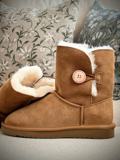 Sheepskin Boots