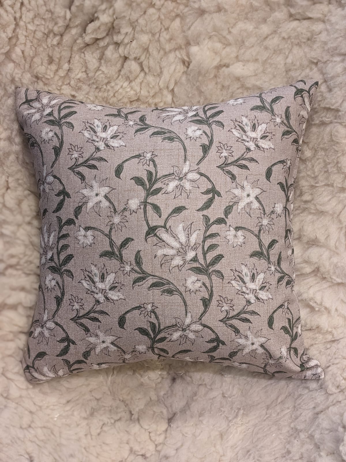 BR INDIA FLORAL CUSHION COVERS 45CM*45CM