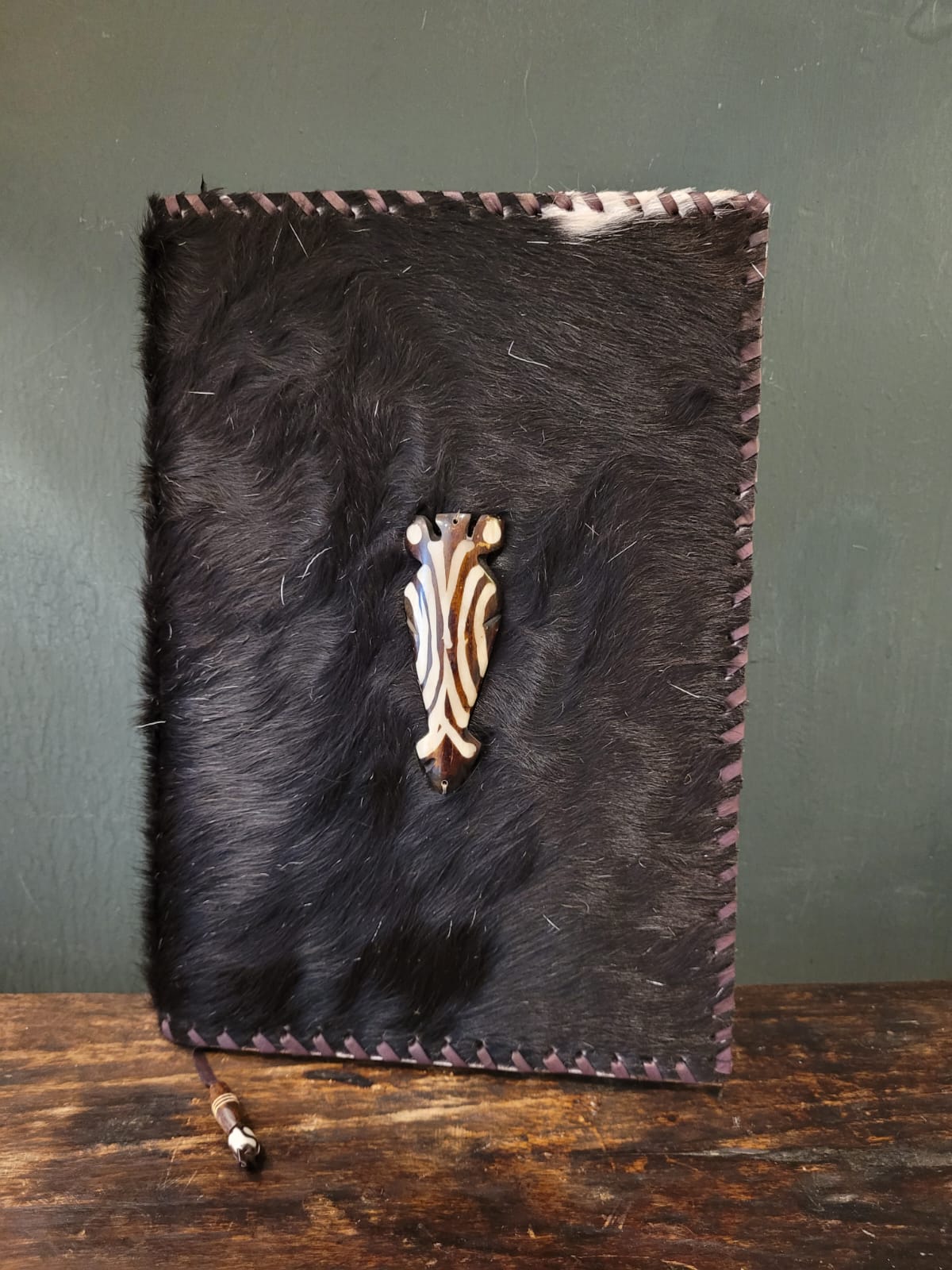 A4 HIDE NOTEBOOK