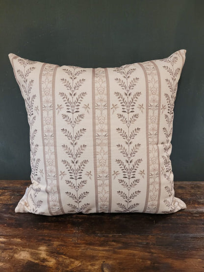 COUNTRY CHIC LINEN CUSHION COVERS