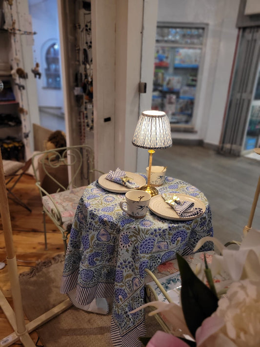 Blue iris flower table cloth 140cm* 140cm