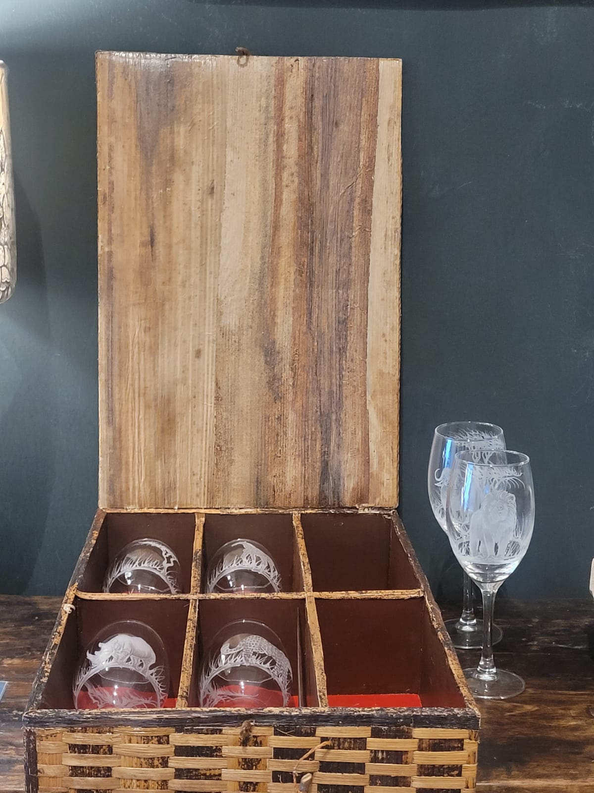 ZULEKHA SET OF 6 RED WINE GLASSES