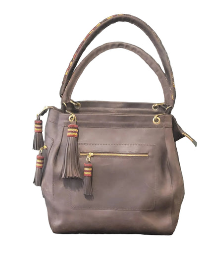 Mocca tote bag with beaded handles