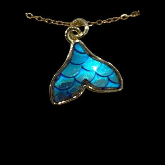 estones esc289 fish tail pendant