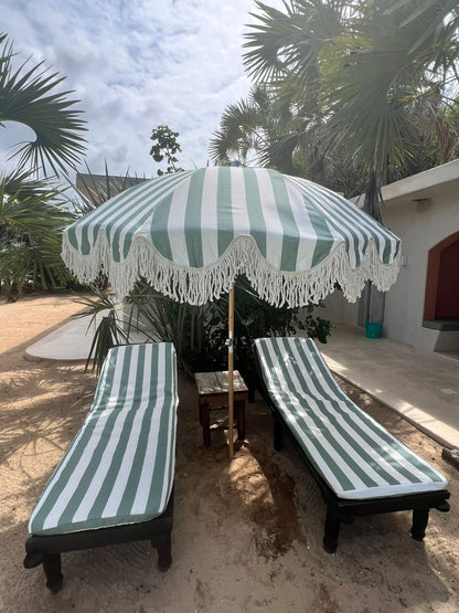 Pool umbrella