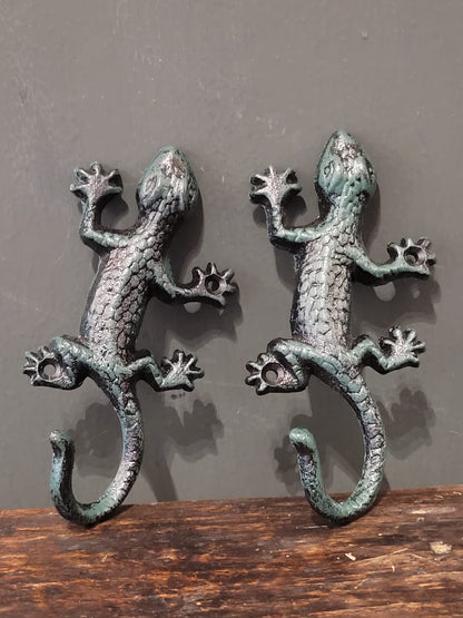 Br Gecko coat hangers