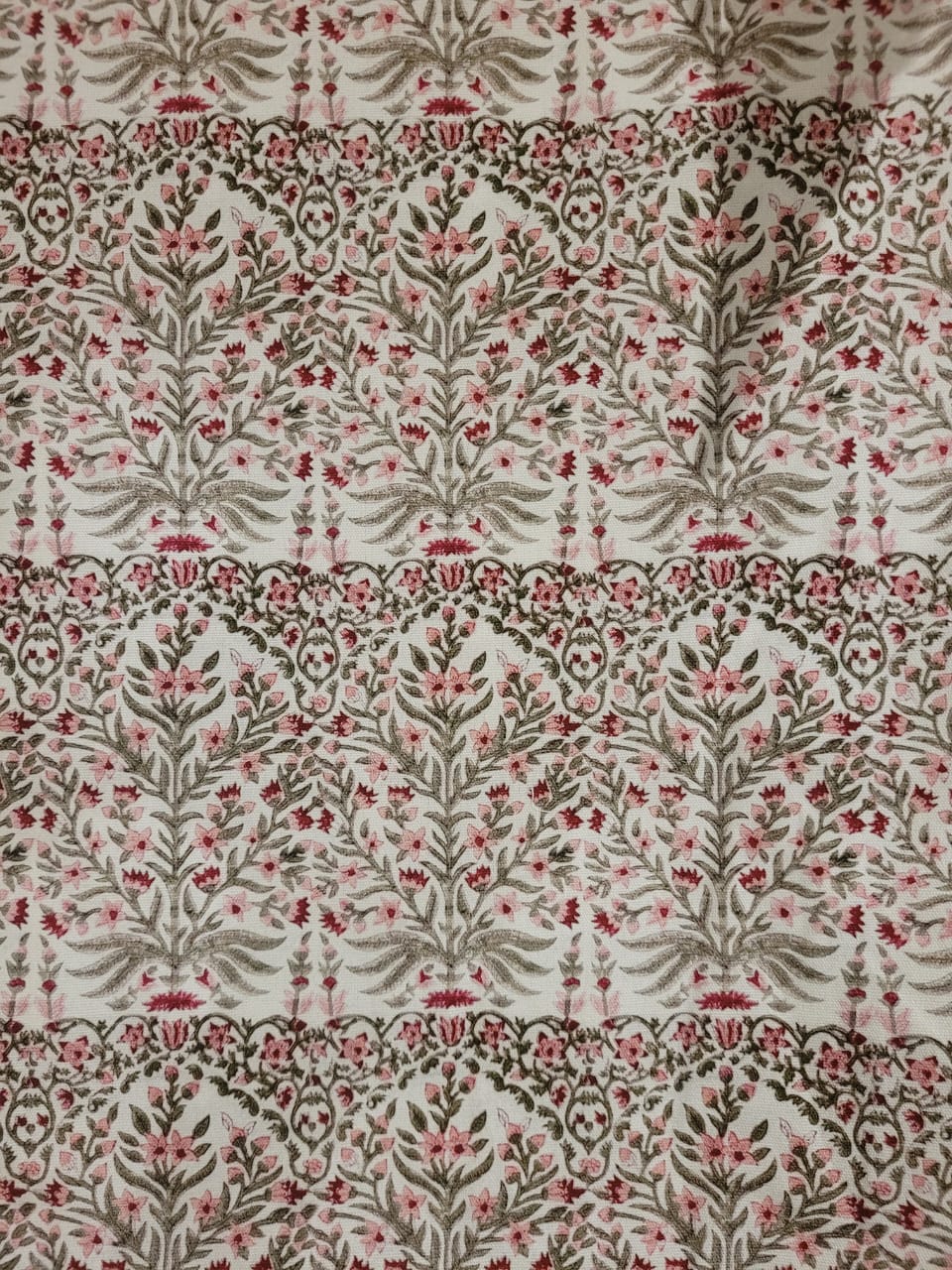 Br pink floral tablecloth 140cm*140cm
