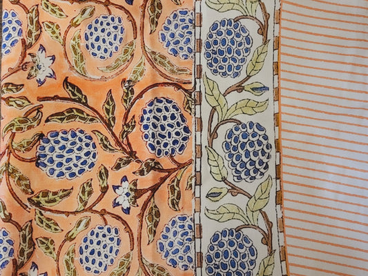 PEACH BLUEBERRY PRINT TABLECLOTH 140CM*140CM