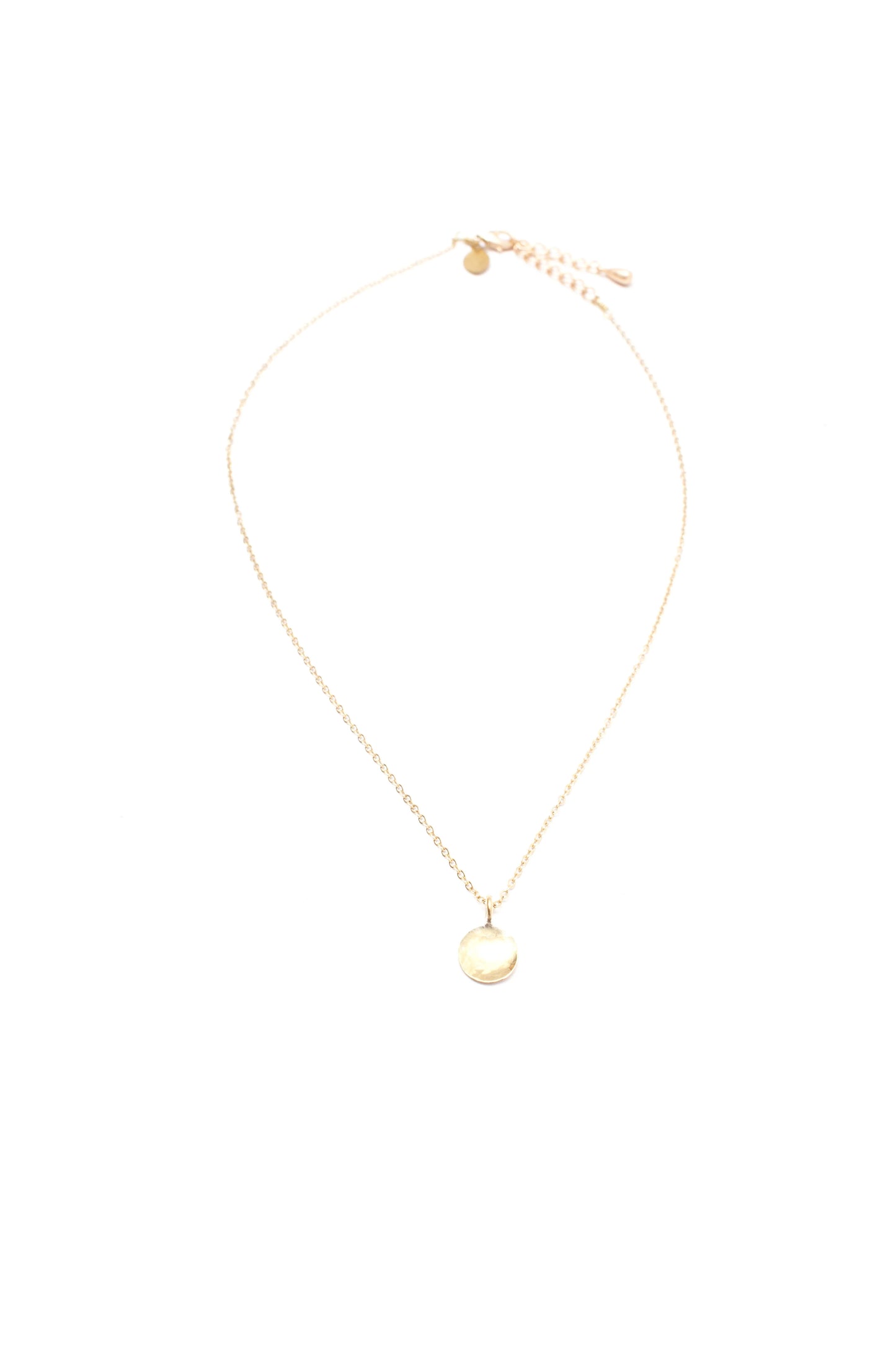 Round disk necklace